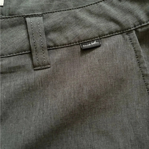 Travis Mathew Men’s Dark Gray Golf Shorts- Size 32 - Picture 3 of 5